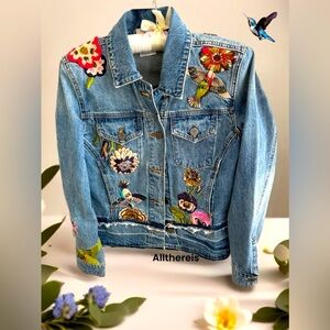 TRU LUXE DENIM JACKET S